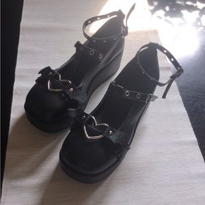 NWOT SZ 7